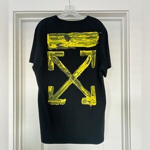 Off-White Black Oversized T-Shirt with Yellow Graphic Arrows - Men's Shirt